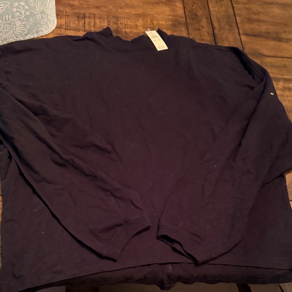 Aerie Black Long Sleeve Tee